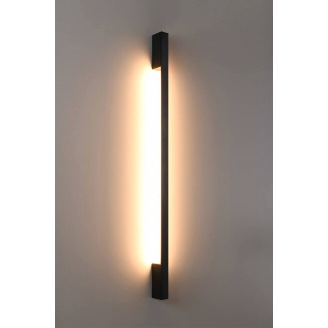 Midnight Majesty Wall Light | Ivanka Lumiere