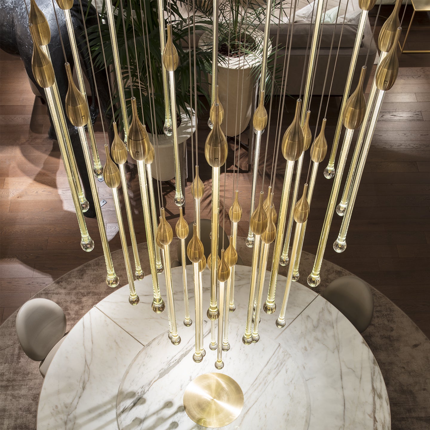Crystal Drop Light Grand Chandelier | Ivanka Lumiere