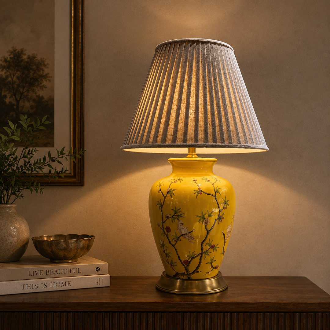 Aurea Gialla Table Lamp | Ivanka Lumiere