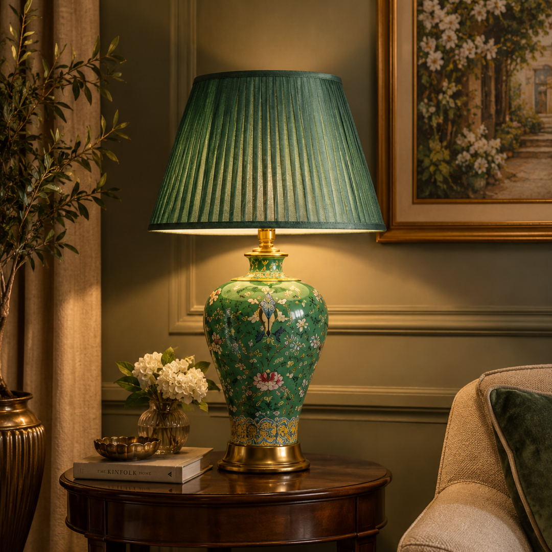 Aurea Ornato Table Lamp | Ivanka Lumiere