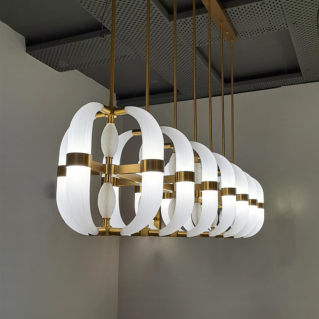 Ivann Chandelier main image 1