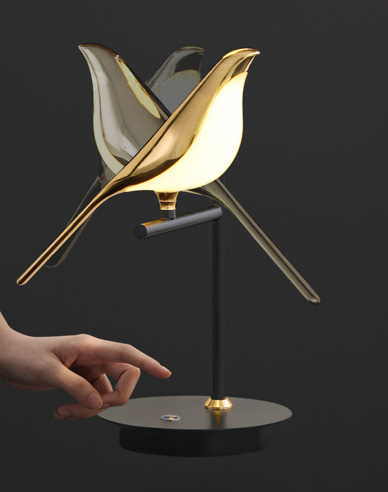 Golden Bird Table Light | Ivanka Lumiere