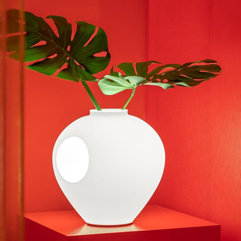Glowing Vase Table Light | Ivanka Lumiere